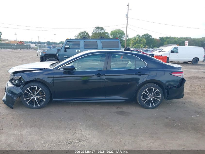 JTNB11HK6J3028608 2018 Toyota Camry Se