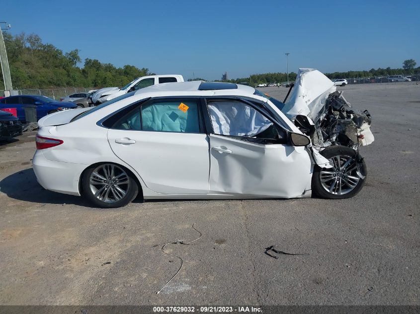 2015 Toyota Camry Se VIN: 4T1BF1FK7FU044841 Lot: 37629032