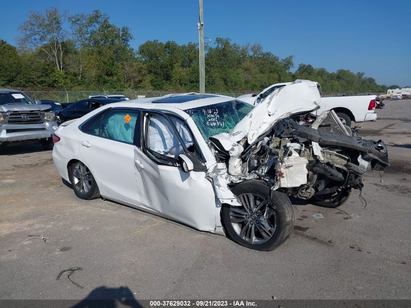 2015 Toyota Camry Se VIN: 4T1BF1FK7FU044841 Lot: 37629032