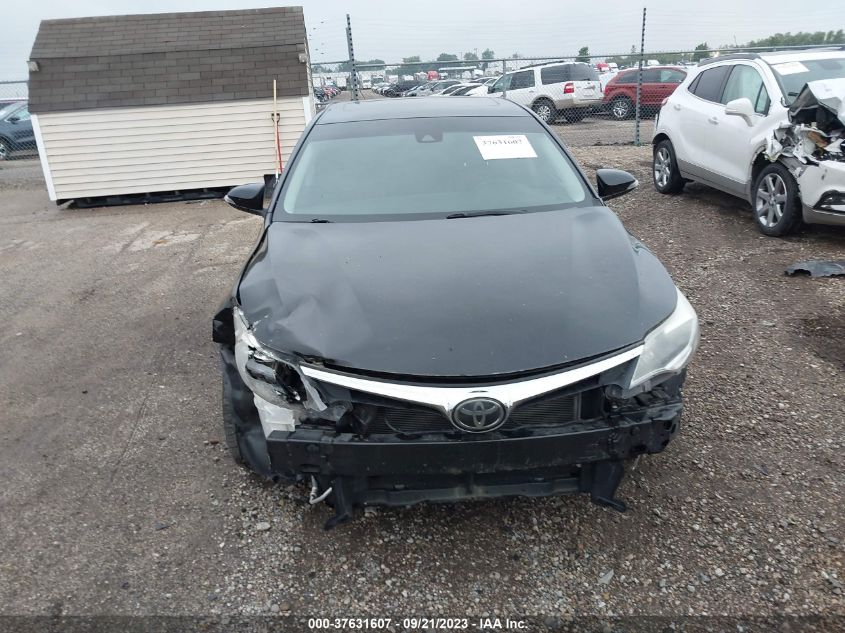 4T1BK1EB1JU276082 2018 Toyota Avalon Xle Premium