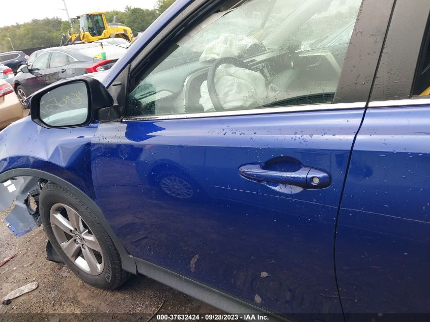 2T3WFREV5FW167427 2015 Toyota Rav4 Xle