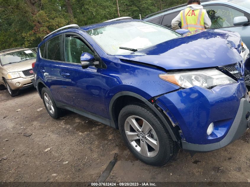 2T3WFREV5FW167427 2015 Toyota Rav4 Xle