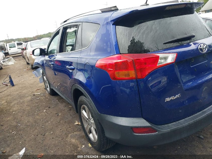 2T3WFREV5FW167427 2015 Toyota Rav4 Xle