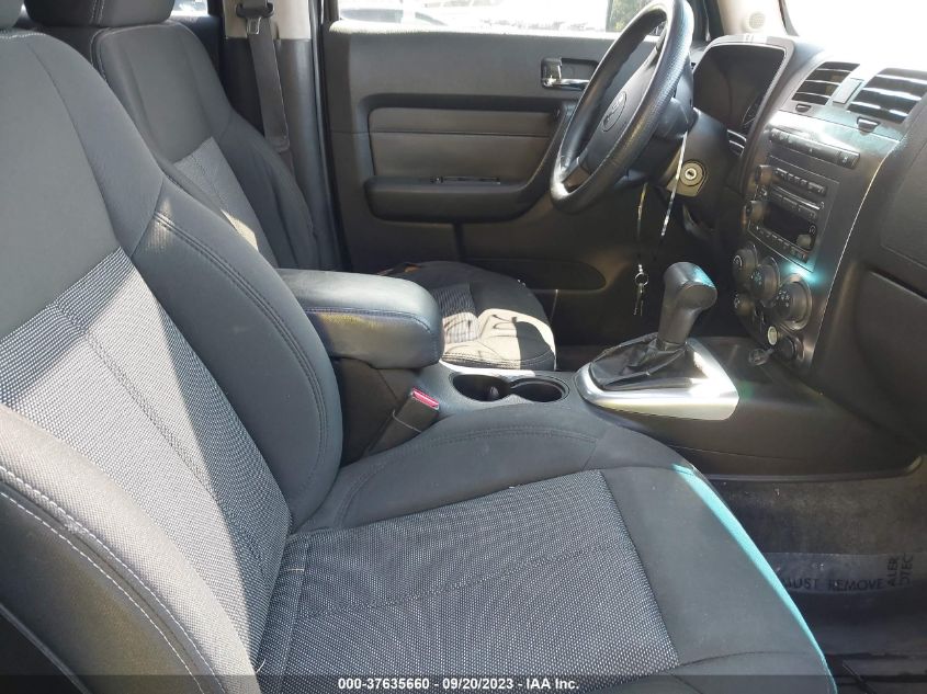 2006 Hummer H3 VIN: 5GTDN136068332936 Lot: 37635660