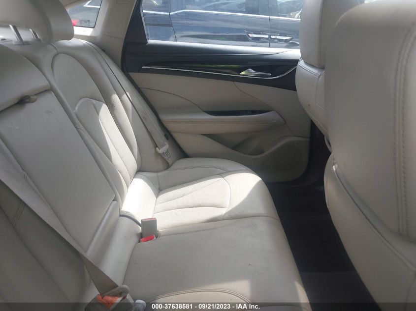 2017 Buick Lacrosse Premium VIN: 1G4ZR5SSXHU126035 Lot: 37638581