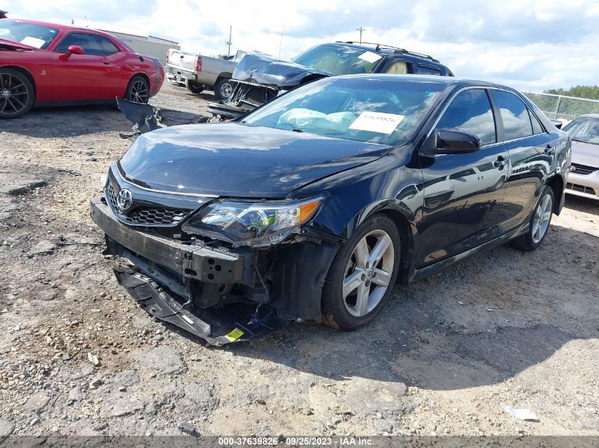 2014 Toyota Camry L/Le/Xle/Se/Se Sport VIN: 4T1BF1FK2EU775840 Lot: 37639826