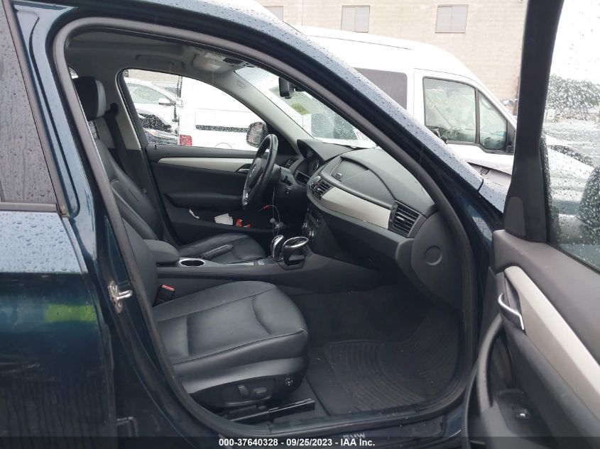 2013 BMW X1 xDrive28I VIN: WBAVL1C54DVR91963 Lot: 37640328