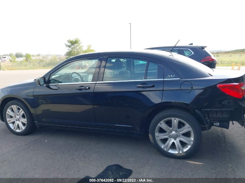 2011 Chrysler 200 Touring VIN: 1C3BC1FB9BN615753 Lot: 37642092