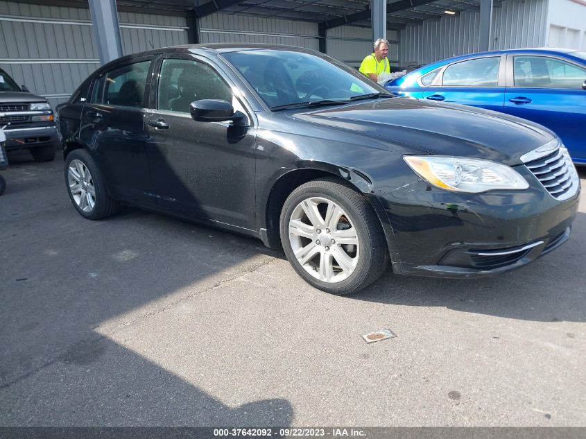 2011 Chrysler 200 Touring VIN: 1C3BC1FB9BN615753 Lot: 37642092