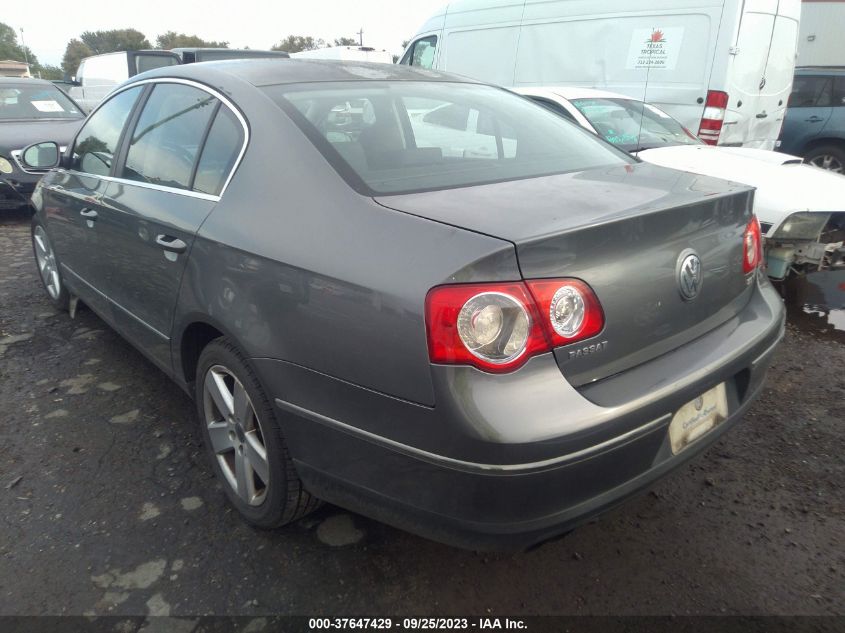 2008 Volkswagen Passat Sedan Turbo VIN: WVWUK73C18P036700 Lot: 37647429
