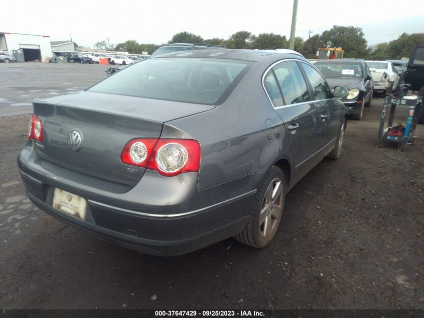 2008 Volkswagen Passat Sedan Turbo VIN: WVWUK73C18P036700 Lot: 37647429