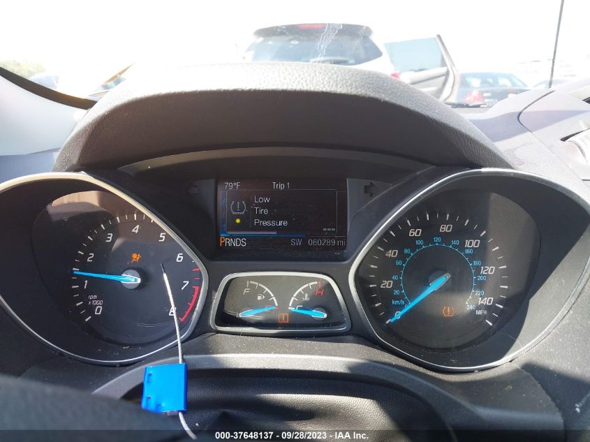 1FMCU0G92GUB25280 2016 Ford Escape Se