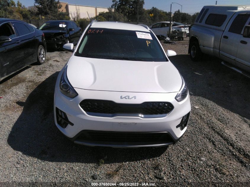 KNDCB3LC1N5533211 2022 Kia Niro Lx