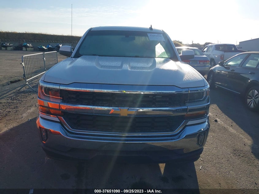 3GCPCREC1JG530973 2018 Chevrolet Silverado 1500 Lt