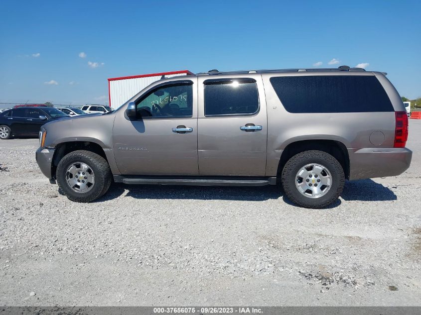1GNSKJE30BR341531 2011 Chevrolet Suburban Lt