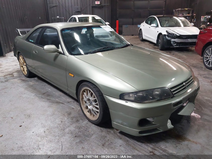 1994 Nissan Skyline VIN: 6U9000ECR33031842 Lot: 37657156