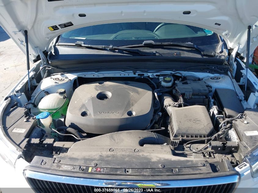 2021 Volvo Xc40 Momentum VIN: YV4AC2HK3M2547770 Lot: 37659868