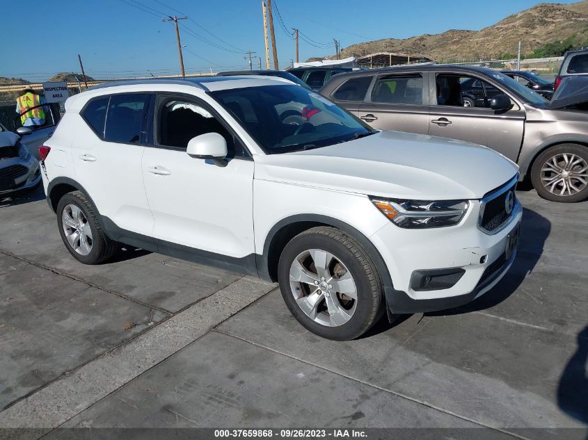 2021 Volvo Xc40 Momentum VIN: YV4AC2HK3M2547770 Lot: 37659868