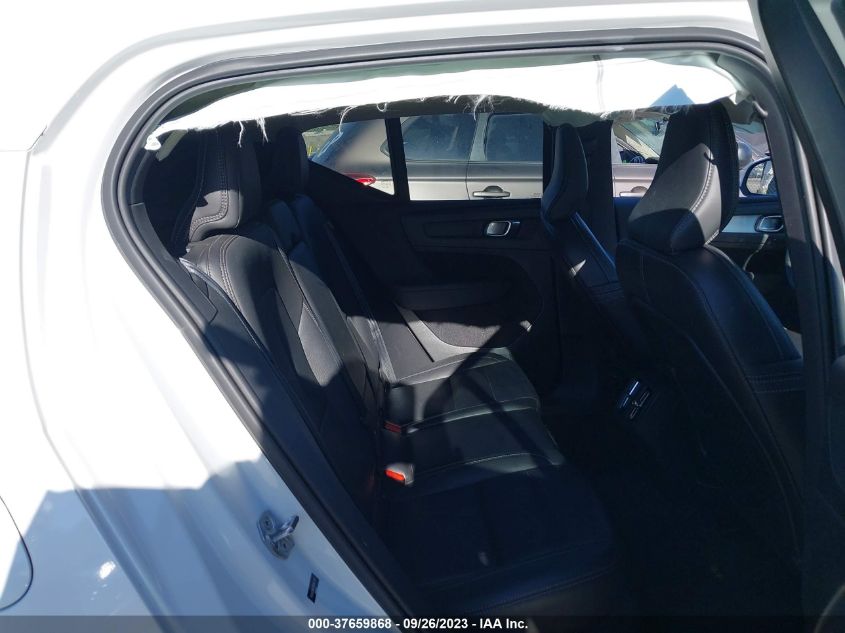 2021 Volvo Xc40 Momentum VIN: YV4AC2HK3M2547770 Lot: 37659868