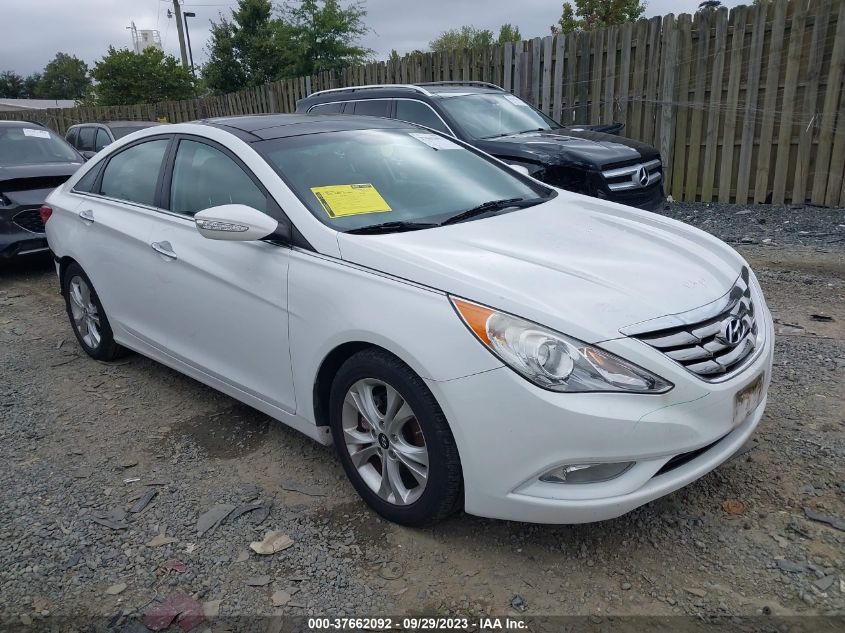 5NPEC4AC3CH392301 2012 Hyundai Sonata Se/Limited