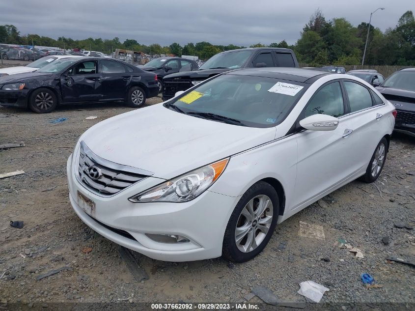 5NPEC4AC3CH392301 2012 Hyundai Sonata Se/Limited