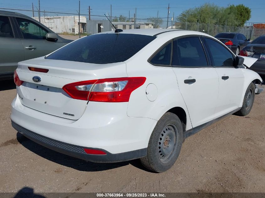 2013 Ford Focus S VIN: 1FADP3E24DL158876 Lot: 37663964