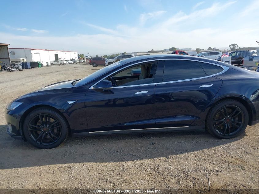 2014 Tesla Model S 60 Kwh Battery/P85 VIN: 5YJSA1H19EFP55617 Lot: 37665134