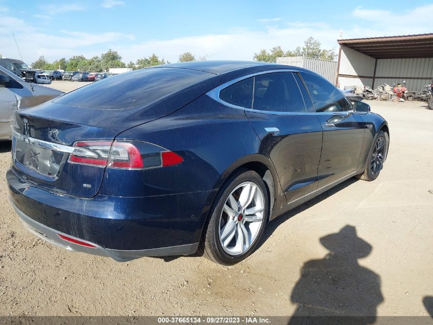 2014 Tesla Model S 60 Kwh Battery/P85 VIN: 5YJSA1H19EFP55617 Lot: 37665134