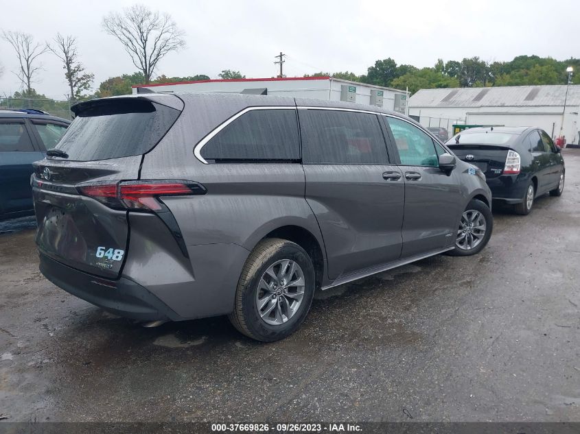 5TDKRKEC2MS029239 2021 Toyota Sienna Le