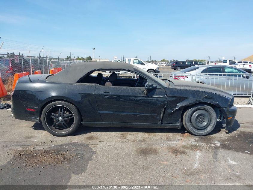 1ZVBP8EM2D5239277 2013 Ford Mustang V6