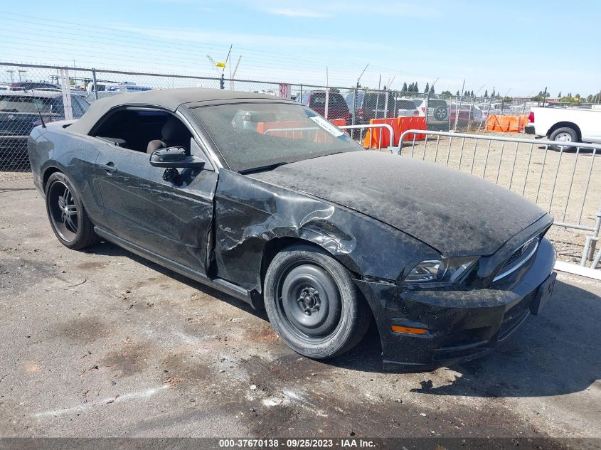 1ZVBP8EM2D5239277 2013 Ford Mustang V6