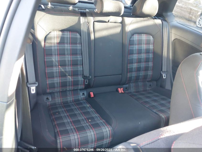 2015 Volkswagen Golf Gti 2.0T S 2-Door VIN: 3VWTT7AU0FM064489 Lot: 37675286