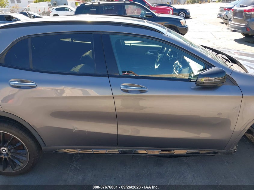 2019 MERCEDES-BENZ GLA 250 - WDCTG4GB5KJ537509