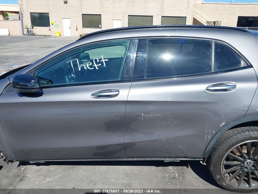 2019 MERCEDES-BENZ GLA 250 - WDCTG4GB5KJ537509