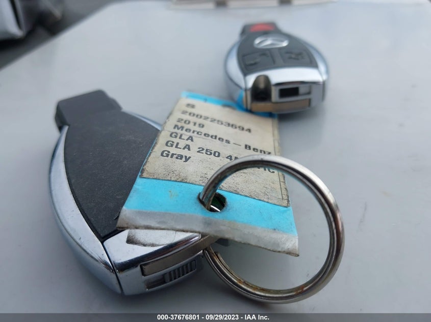 2019 MERCEDES-BENZ GLA 250 - WDCTG4GB5KJ537509