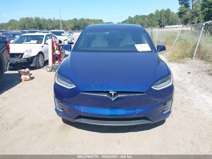 2019 Tesla Model X VIN: 5YJXCDE29KF190604 Lot: 40891420