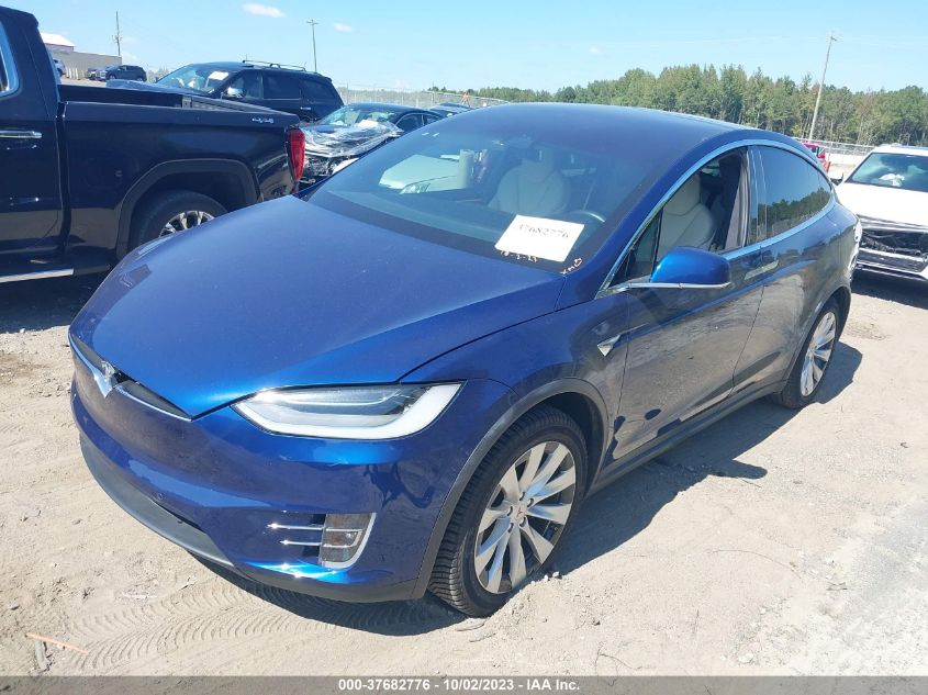 2019 Tesla Model X VIN: 5YJXCDE29KF190604 Lot: 40891420