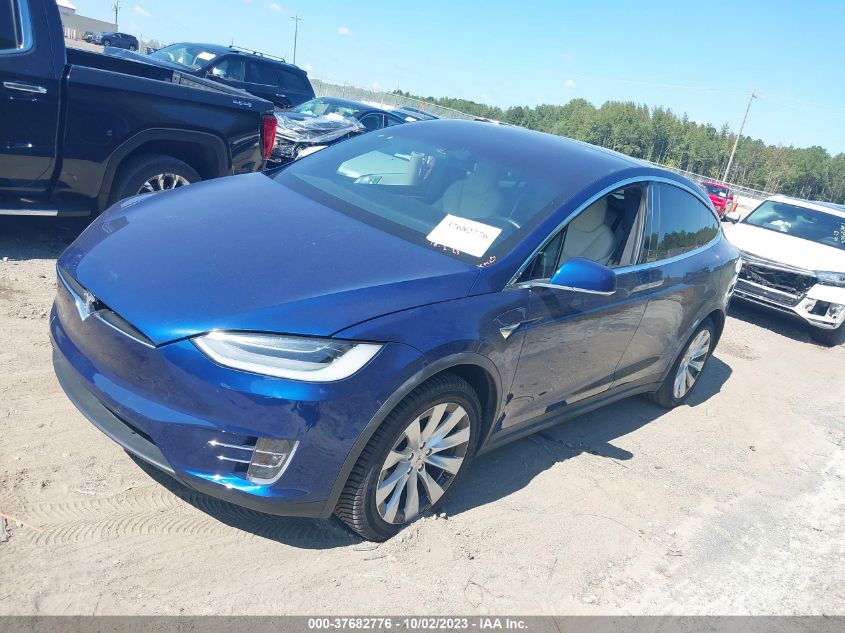 2019 Tesla Model X VIN: 5YJXCDE29KF190604 Lot: 40891420