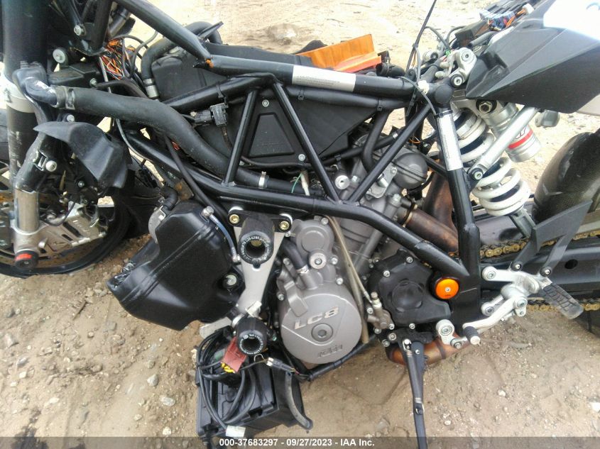 2008 Ktm 990 Super Duke VIN: VBKVD940X8M945209 Lot: 37683297