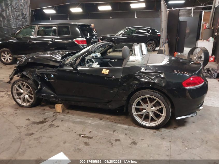 2010 BMW Z4 Sdrive35I VIN: WBALM7C53AE382396 Lot: 37685683