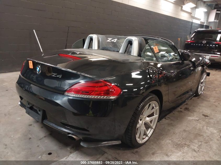 2010 BMW Z4 Sdrive35I VIN: WBALM7C53AE382396 Lot: 37685683