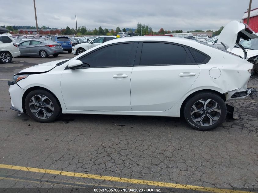 3KPF24AD1KE040806 2019 Kia Forte Lxs