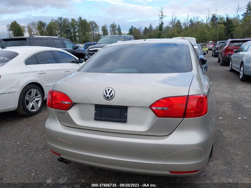 3VW2K7AJ8EM257363 2014 Volkswagen Jetta 2.0L S