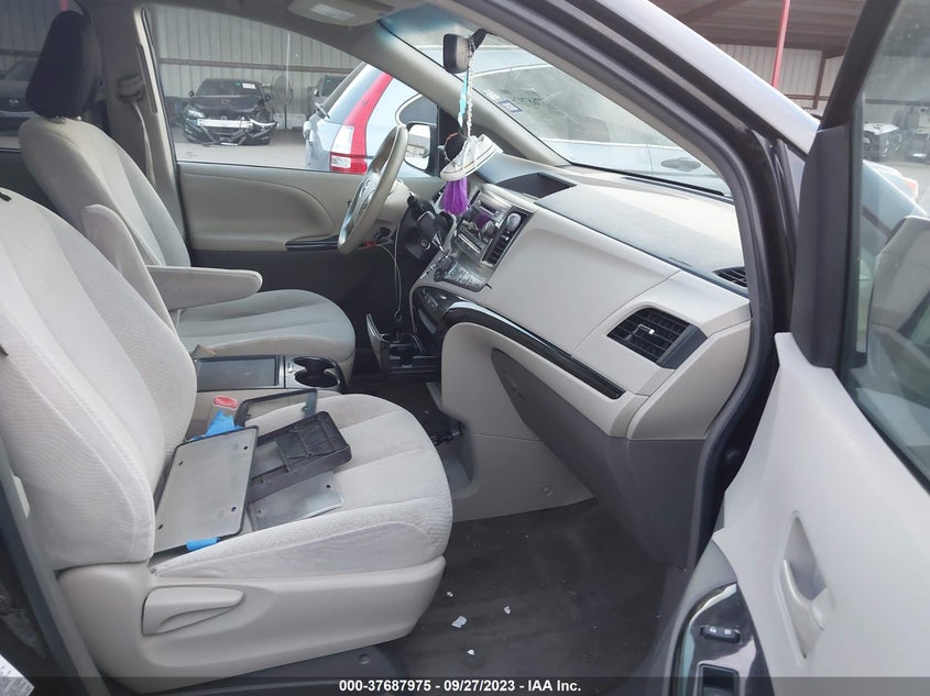 2014 Toyota Sienna Le VIN: 5TDKK3DC9ES447259 Lot: 37687975