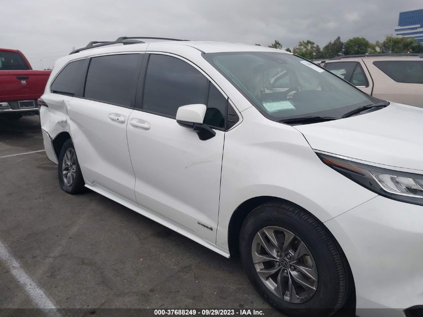 5TDKRKECXMS004430 2021 Toyota Sienna Le