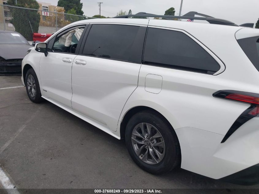 5TDKRKECXMS004430 2021 Toyota Sienna Le