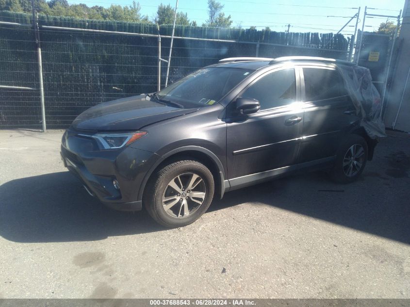 JTMRFREV5JJ222012 2018 Toyota Rav4 Xle