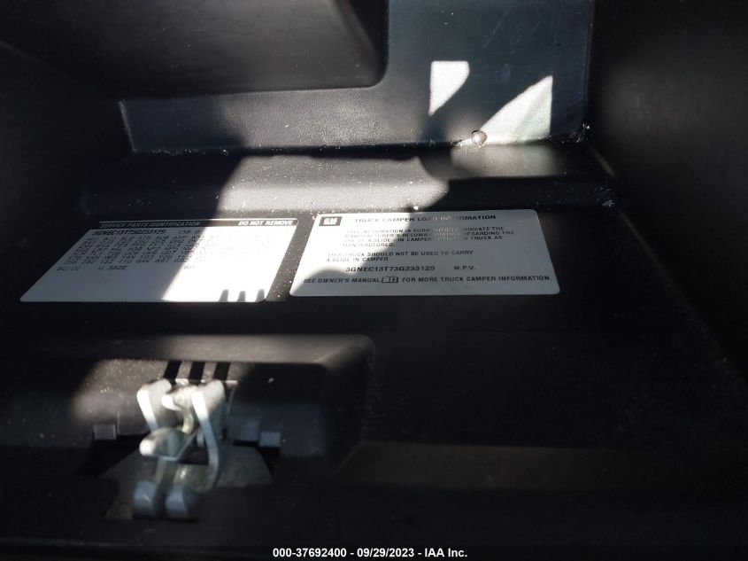 2003 Chevrolet Avalanche 1500 VIN: 3GNEC13T73G233129 Lot: 37692400