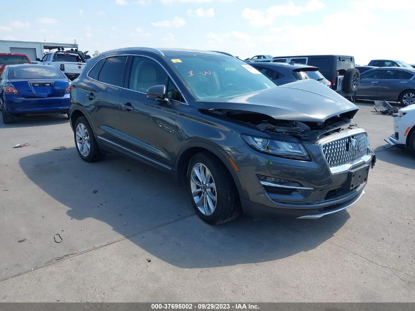 2019 Lincoln Mkc Select VIN: 5LMCJ2C91KUL37734 Lot: 37695002