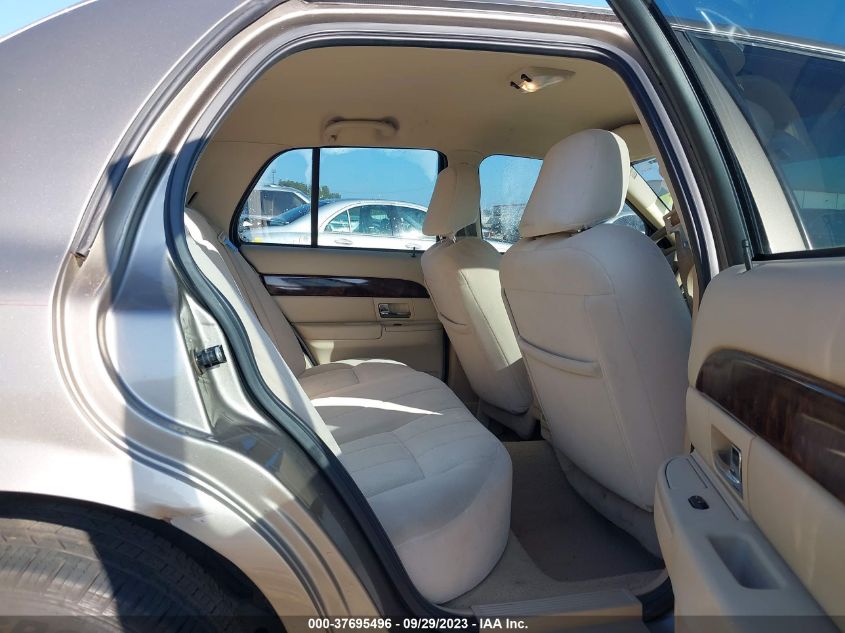 2006 Mercury Grand Marquis Gs VIN: 2MEFM74VX6X646104 Lot: 37695496